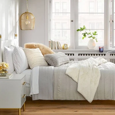 Neutral Luxe - Threshold™ 1 Neutral Luxe - Threshold™