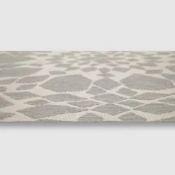 5' X 7' Medallion Outdoor Rug Gray - Threshold™ -Threshold GUEST 95f159ee ba5e 452e a4cf 4e0ba8f5a4bb