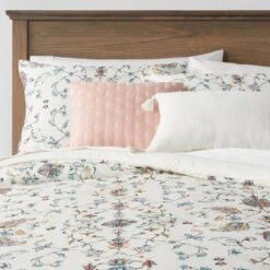 5pc Floral Border Print Comforter Bedding Set Blue/Pink/Yellow - Threshold™ -Threshold GUEST 9eba89cb c139 4839 955b a9c7c6d19f03