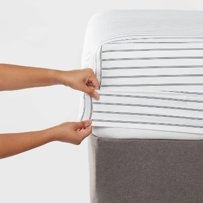 400 Thread Count Performance Fitted Sheet - Threshold™ 3 400 Thread Count Performance Fitted Sheet - Threshold™ - Image 3